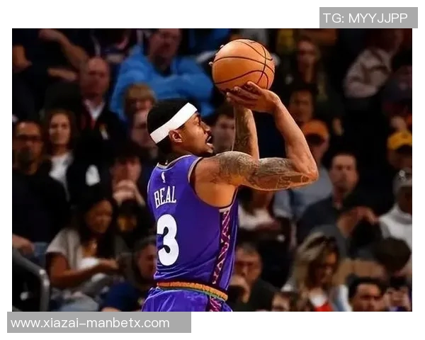 马威谈与布克的默契提升期待在比赛中更好地配合与理解 马威谈与布克的默契提升期待在比赛中更好地配合与理解