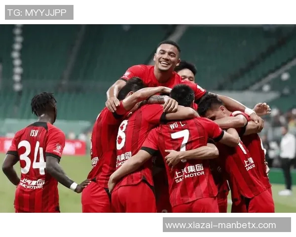 小曾季前赛拼劲十足媒体人分析合同压力促球员表现 小曾季前赛拼劲十足媒体人分析合同压力促球员表现