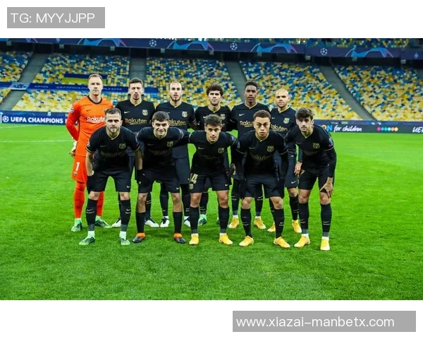 特狮重返巴萨训练展现坚定意愿仍希望继续留队为球队贡献力量 特狮重返巴萨训练展现坚定意愿仍希望继续留队为球队贡献力量