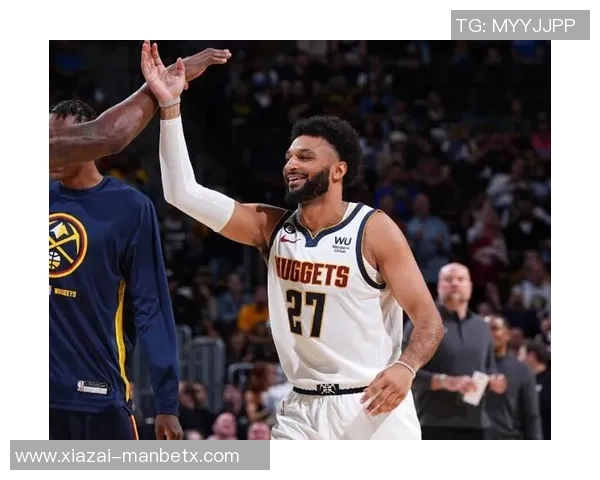 贾马尔穆雷上半场表现稳定7投3中贡献13分2篮板4助攻并罚球全中