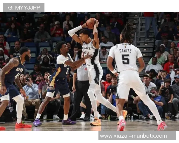 名记称哈珀与卡斯尔为马刺非卖品他们将与文班携手打造新辉煌